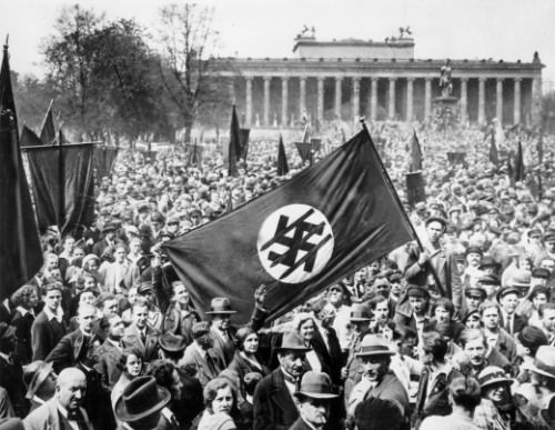 1932 Anti NAZI demonstration in Berlin.jpg