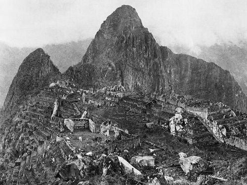 1912 The first photo upon discovery of Machu Picchu.jpg