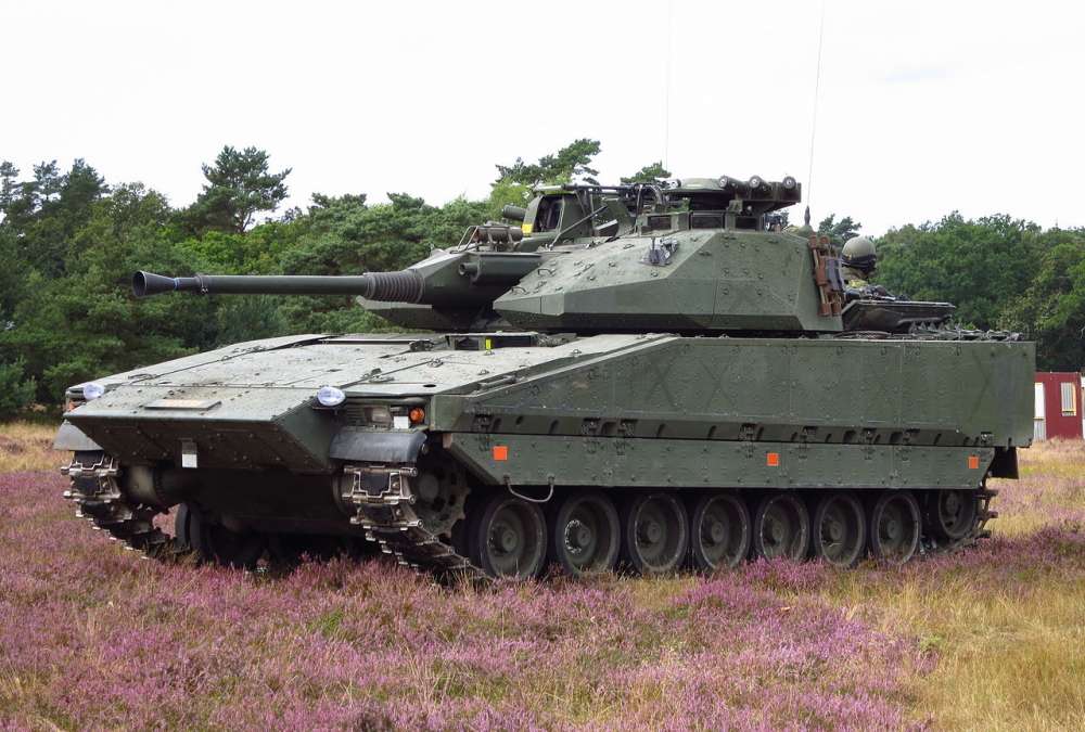 스웨덴-CV-90.jpg