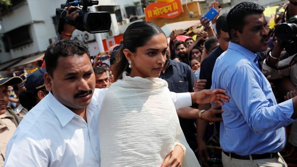 원본확인 클릭 bollywood-release-deepika-padukone-upcoming-padmaavat-temple_4438bc16-012f-11e8-a2b4-180df2fa46c1.jpg