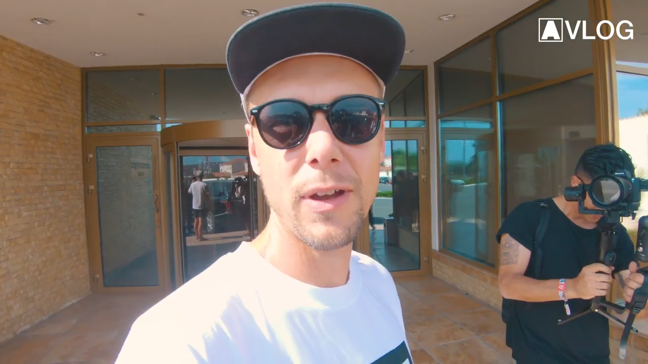 Armin VLOG #57 - Crazy Weekend 0000153734ms.png