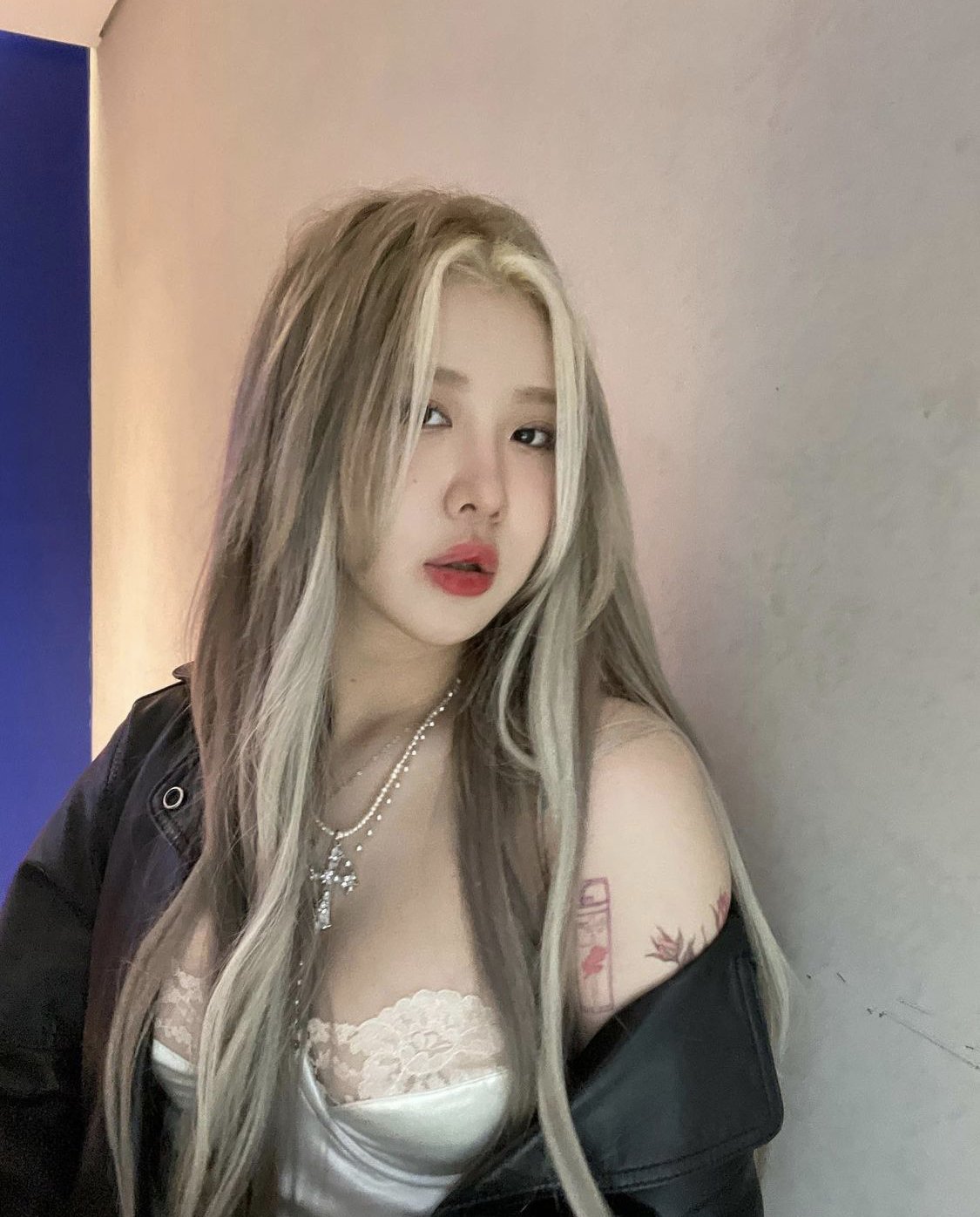 문신녀 특징.jpg | 일간-베스트 | 일베저장소