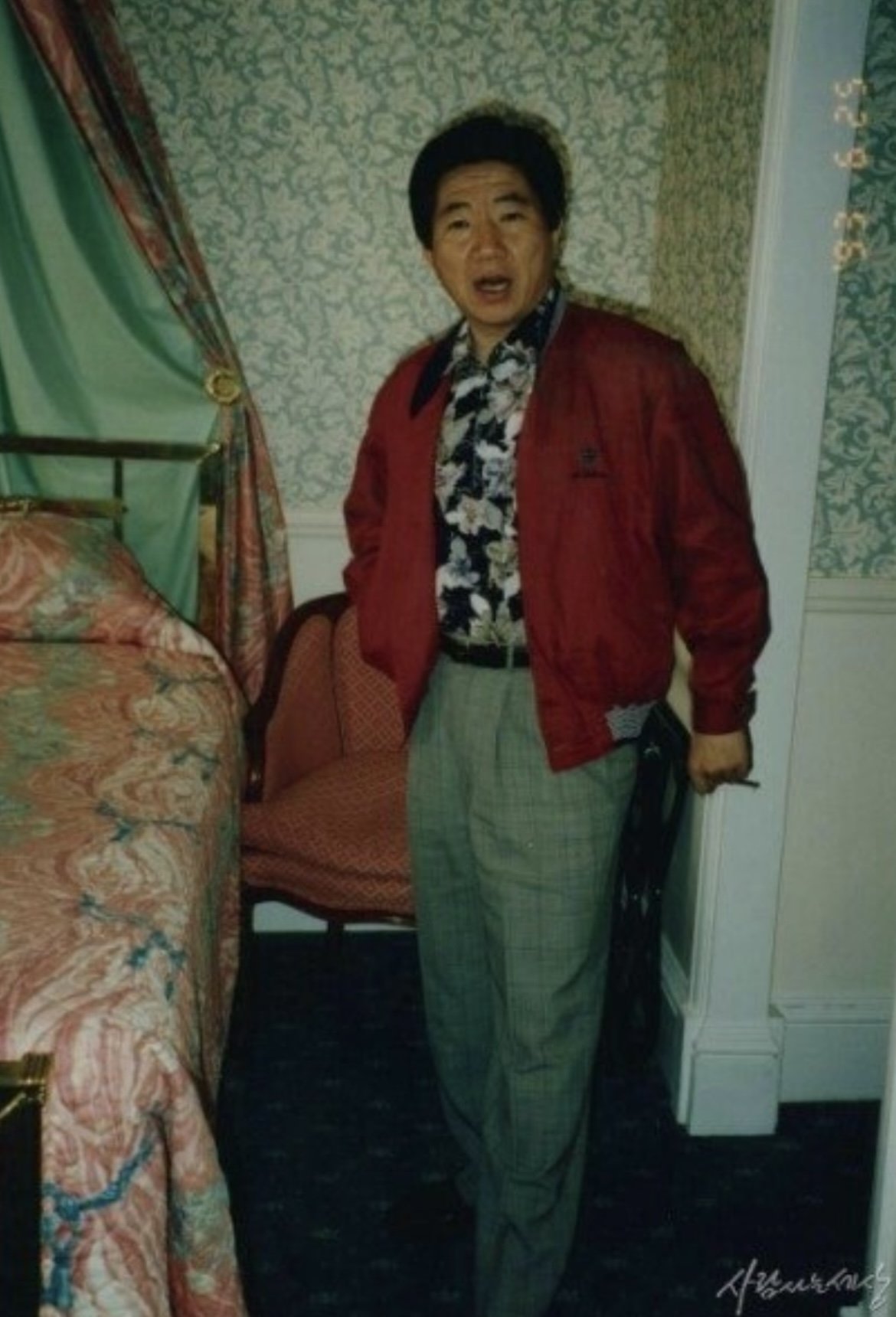 19) 여관바리 왔는데 이상한 아저씨 있다 | 일간-베스트 | 일베저장소