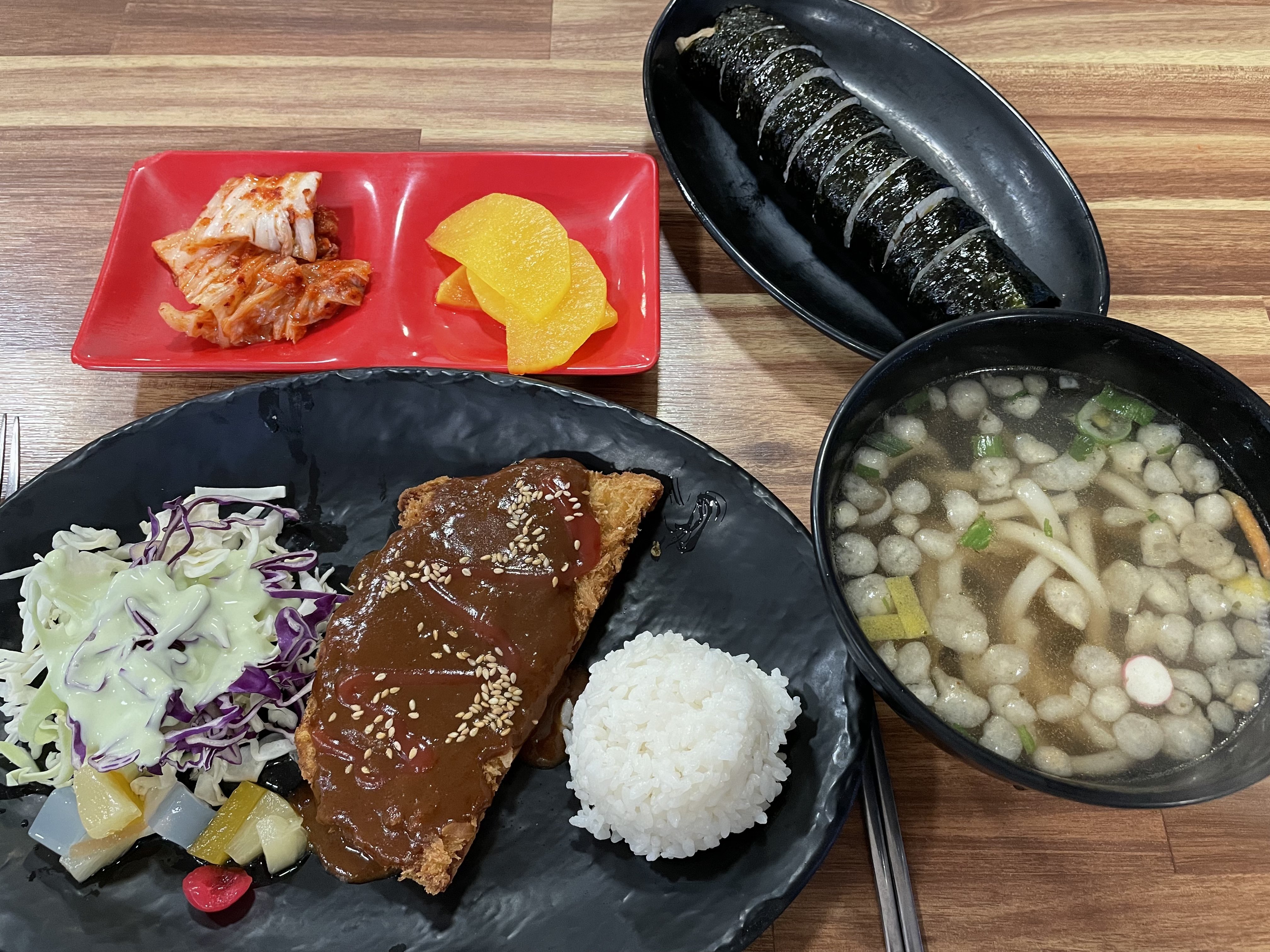 김밥나라 돈까스정식 7,000원 - 나는 솔로 갤러리