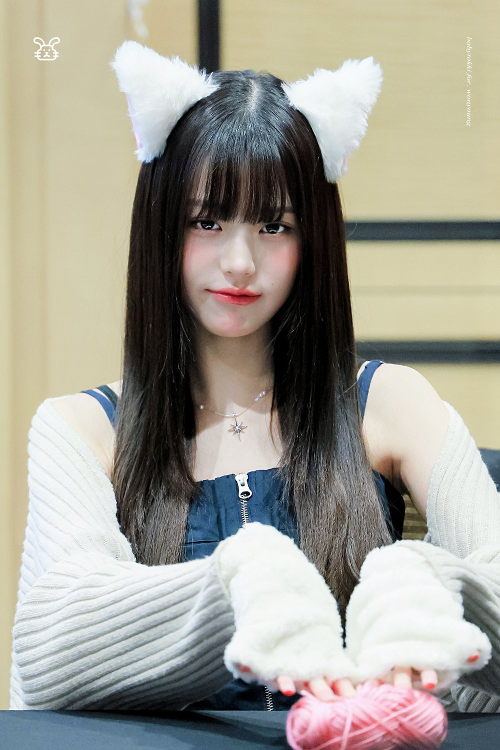 늉늉이 볼 생각하니 벌써 힘들어감.. | 걸그룹연예인 | 일베저장소