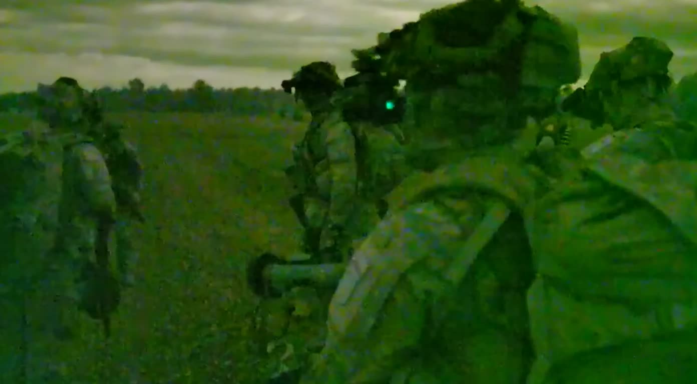 델타포스 작전 영상 최초공개) 마두로 체포조가 아닌 섬멸조 작전 영상임 .Video | 일간-베스트 | 일베저장소